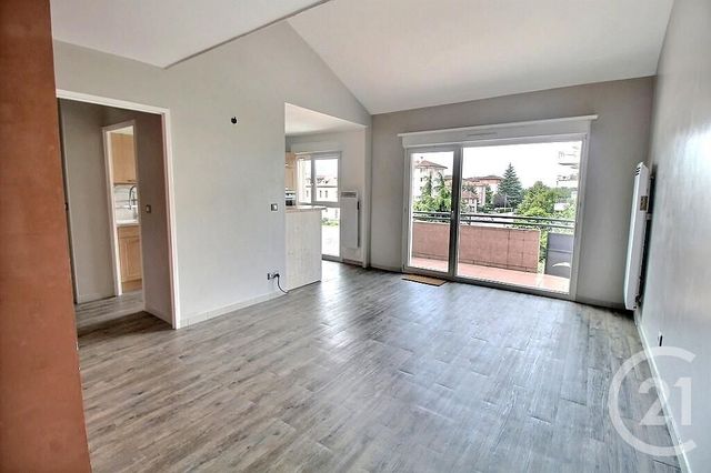 Appartement F5 à louer AMBILLY